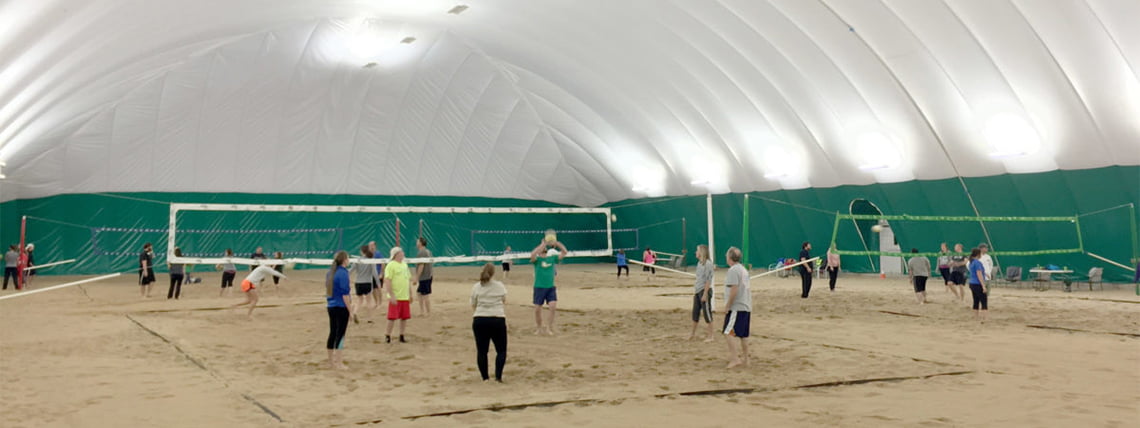 Campo da beach volley realizzato al chiuso