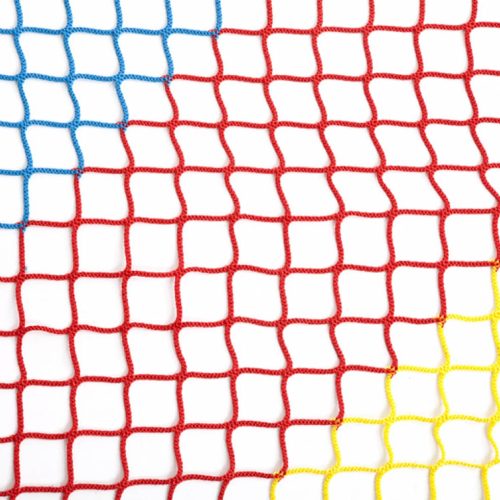 Rete multicolor per parchi giochi